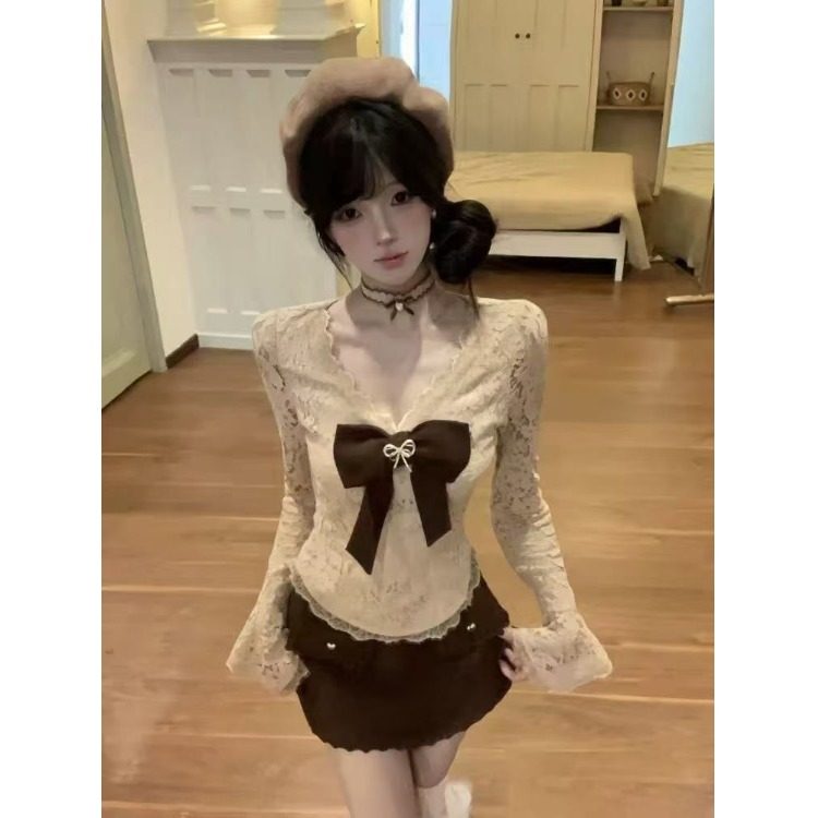 蕾丝上衣女套装裙秋冬修身款甜美辣妹风女装两件套时尚短裙秋冬款