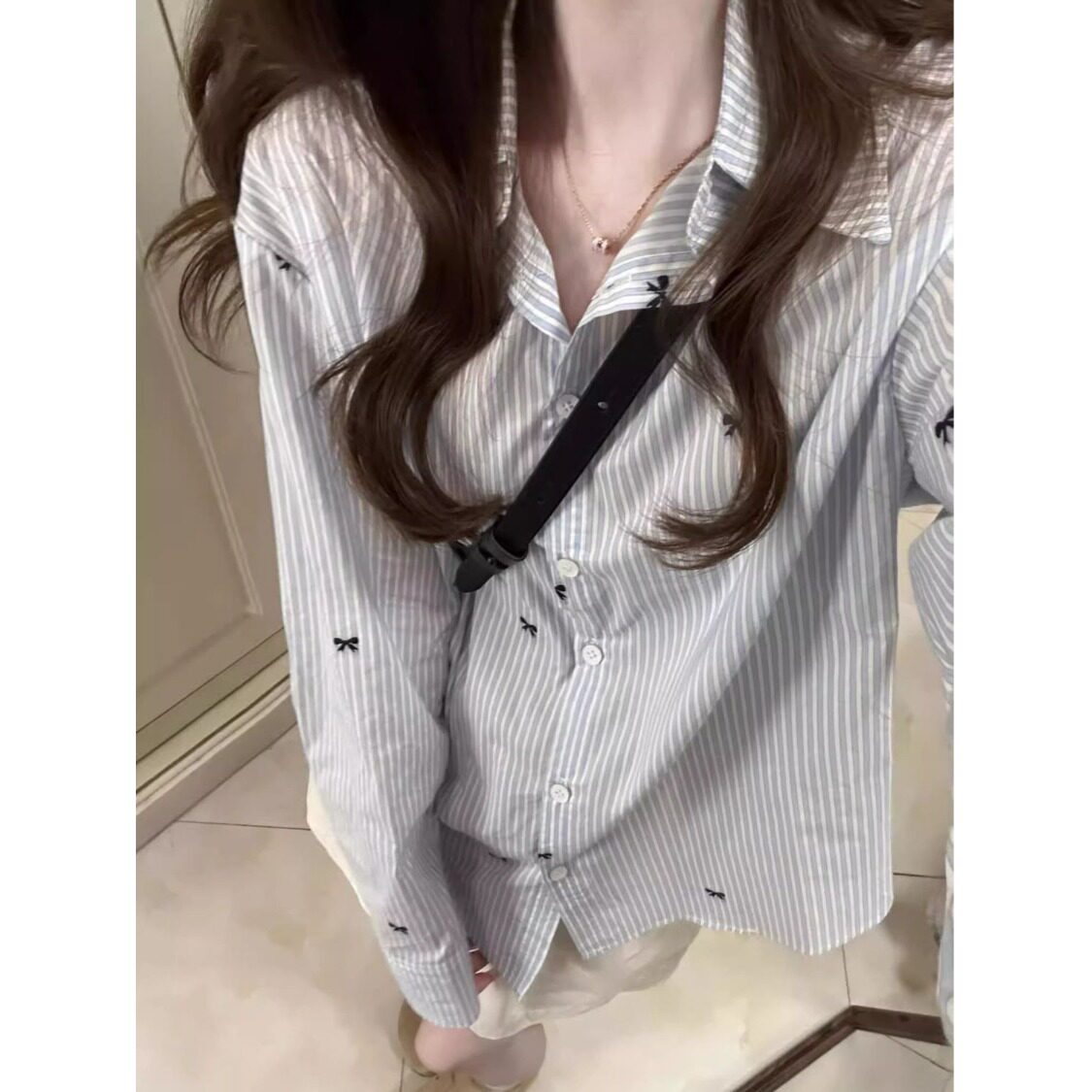 蓝色条纹长袖加绒衬衫外套女秋冬新款设计感小众宽松百搭衬衣上衣