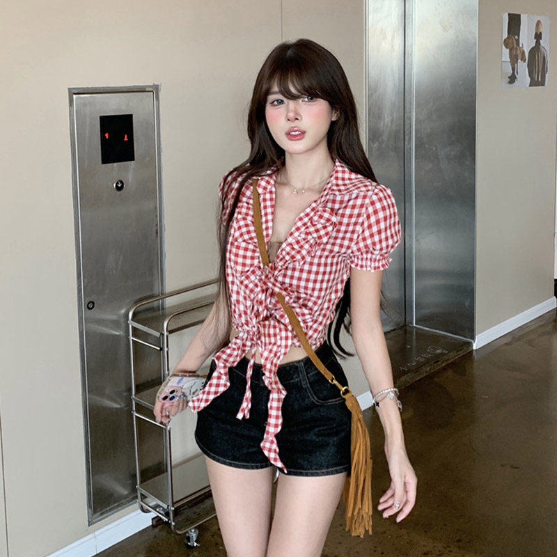 夏季美式辣妹红格泡泡袖系带衬衫