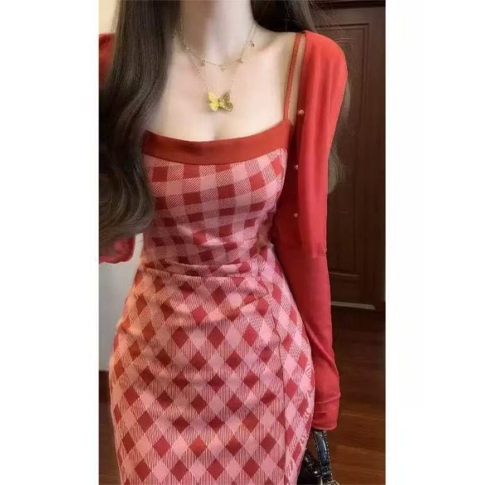夏季一整套纯欲风方格印花吊带连衣裙2025修身显瘦A字裙+长袖开衫