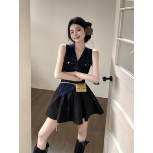 2025夏季新款法式复古港风无袖V领修身牛仔马甲上衣