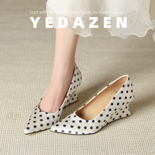 气质名媛约会高跟鞋千金风高级不累脚2026新款尖头波点单鞋女坡跟