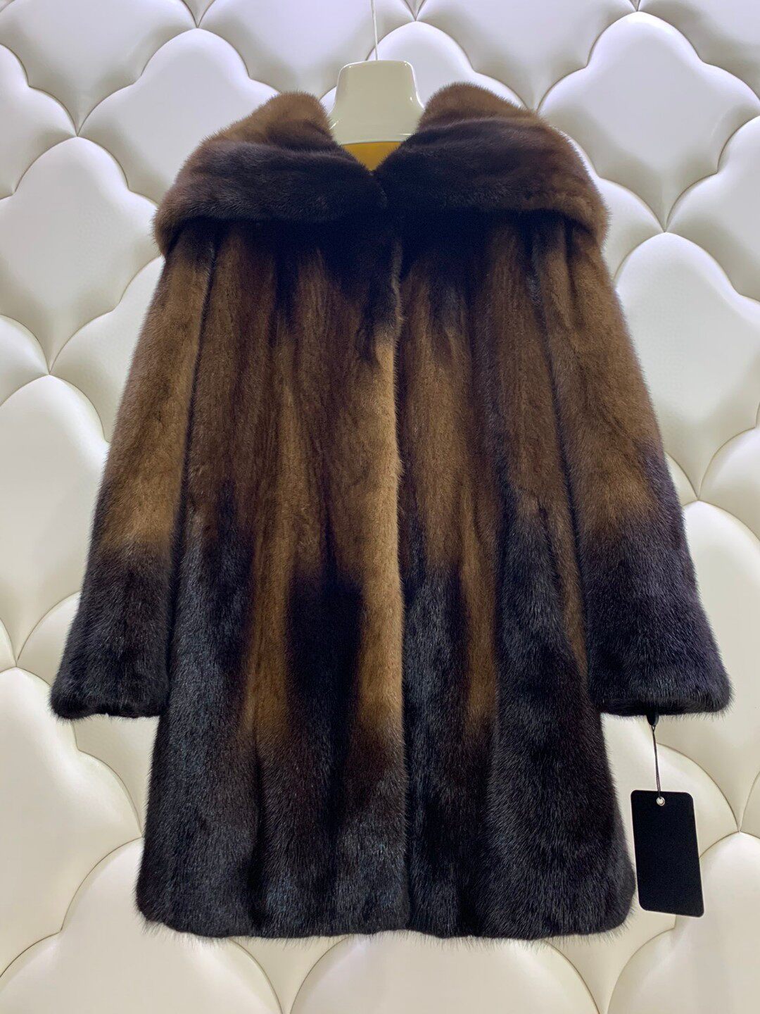 2024丹麦进口貂皮大衣女整貂皮草外套水貂长款过膝咖啡色翻领披肩