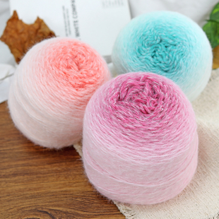 渐变长绒毛线蛋糕线手工编织围巾衣服手编花束毯子线七星毯子材料
