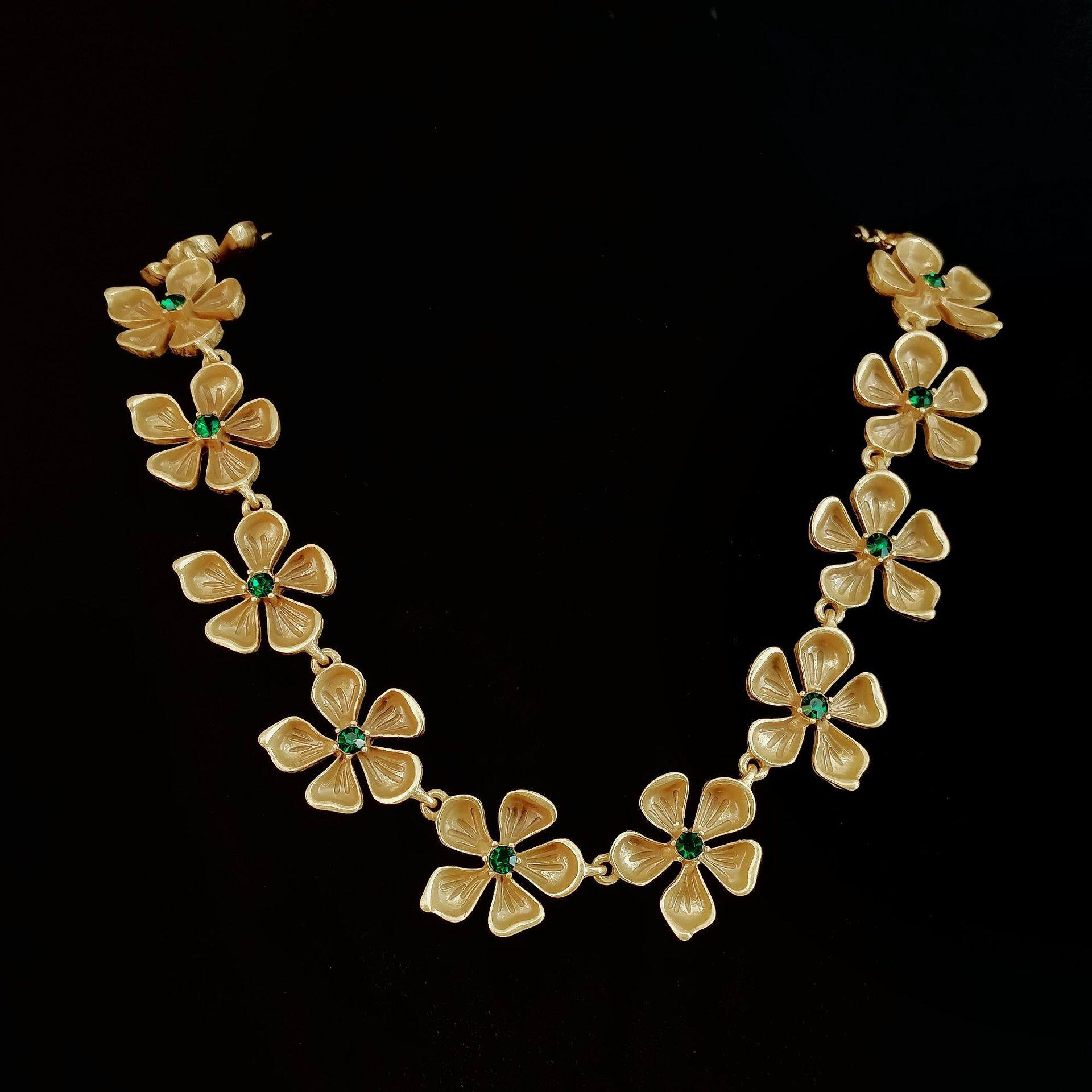 中古风vintage项链绿锆花朵素金群花颈链清新简约气质女式项饰