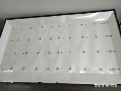 适用统帅LE42TA1 LE42KNH6熊猫LE42K22A LE42K32S联想42E31T灯条