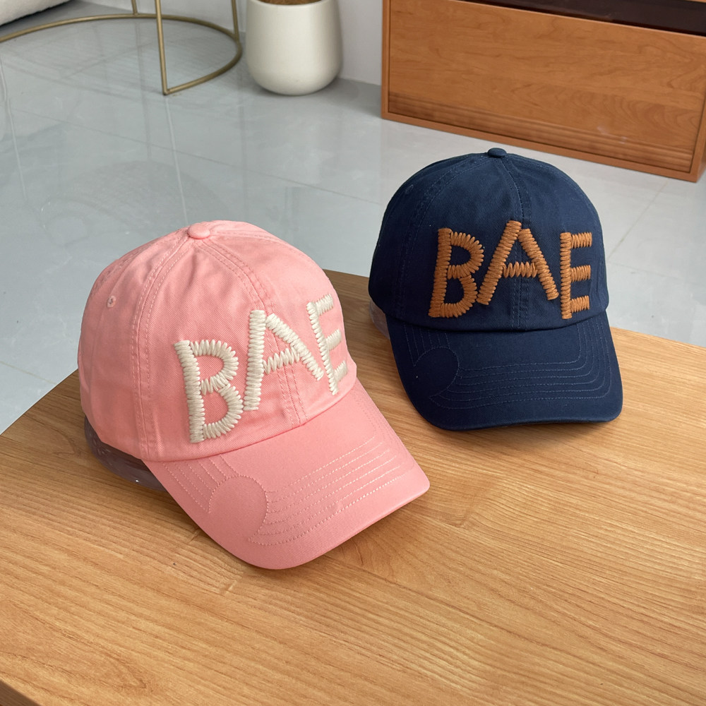 设计款刺绣BAE字母棒球帽男女