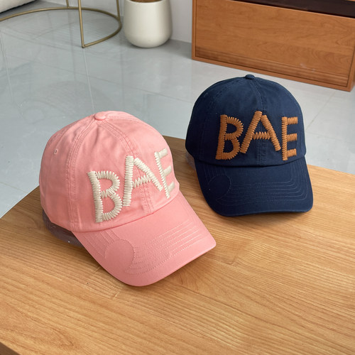 设计款刺绣BAE字母棒球帽男女