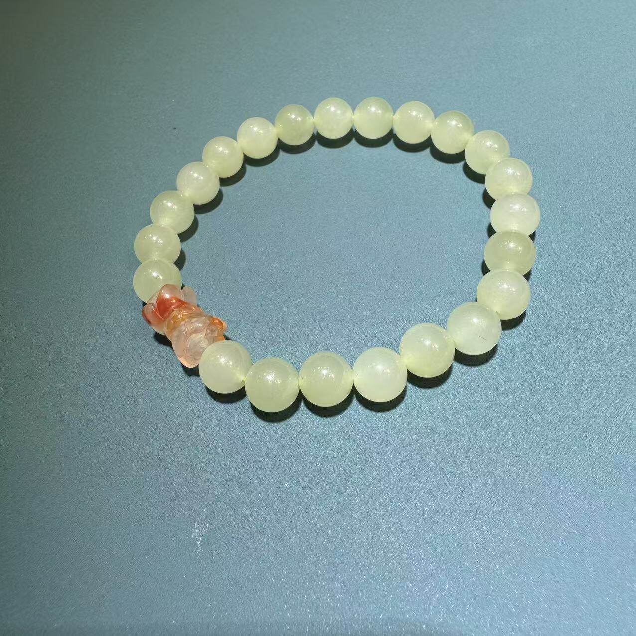 7.8mm天然和田玉晴水手串高手饰