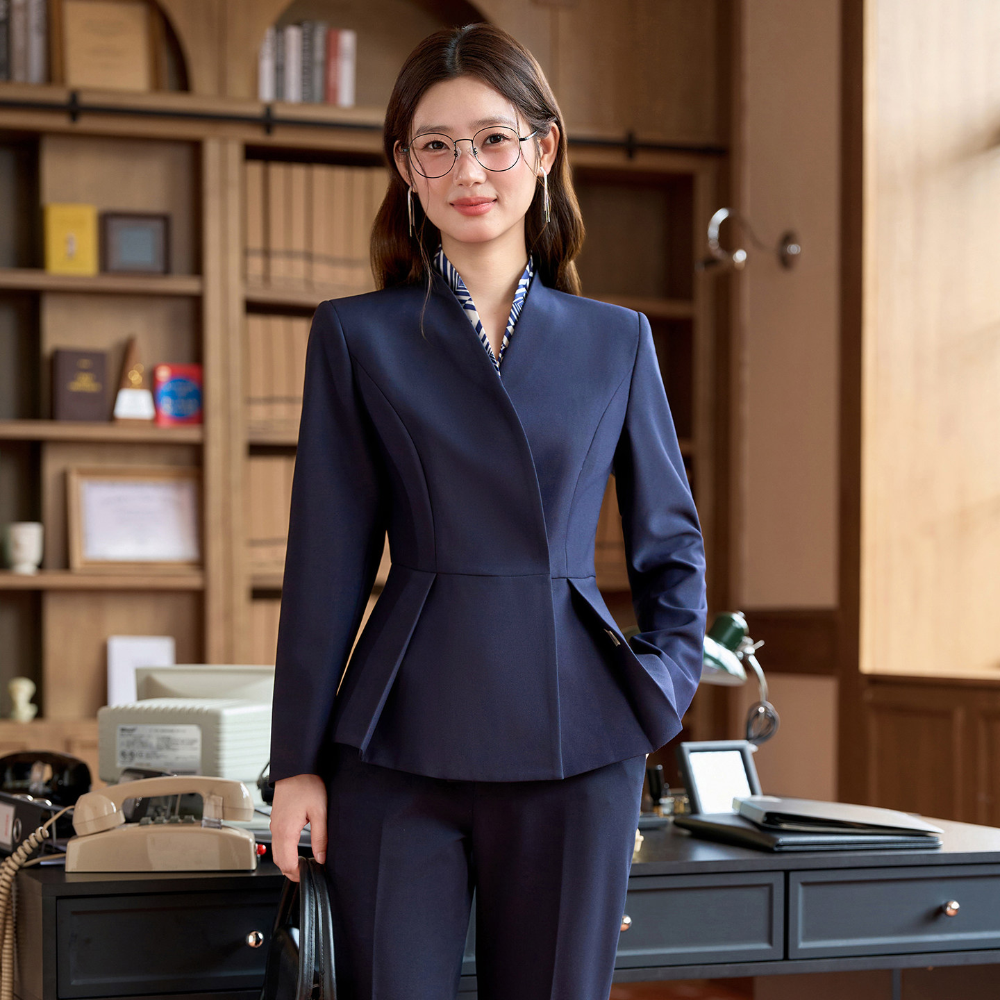 职业西装套装女秋季气质案场客服酒店前台工装珠宝店美容院工作服