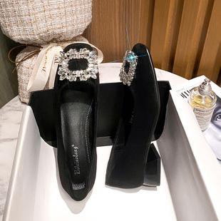 法式水钻方头低跟粗跟单鞋女2025年新款春秋晚晚鞋小码女鞋33 34