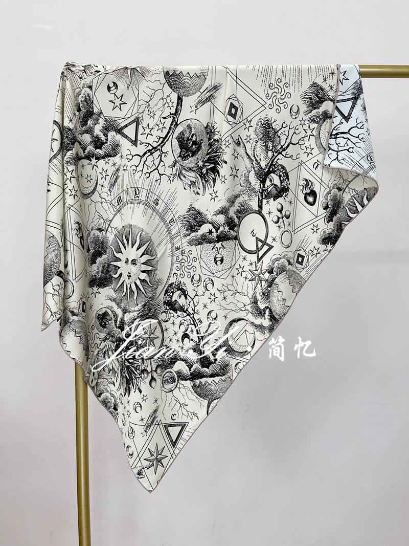 【塔罗牌】重磅真丝桑蚕丝围巾意罗绸缎丝滑105cm大方巾双面披肩