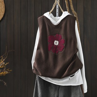 新款马甲坎肩女2026春装套头正流行棉线花朵无袖咖色复古针织背心