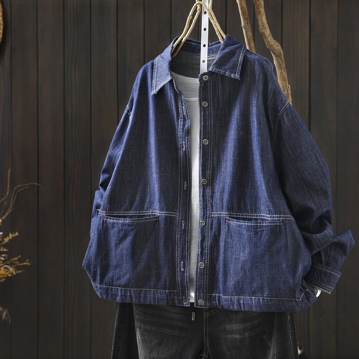 牛仔衬衫女2026春新款蓝色纯棉双口袋复古休闲风宽松通勤长袖衬衣