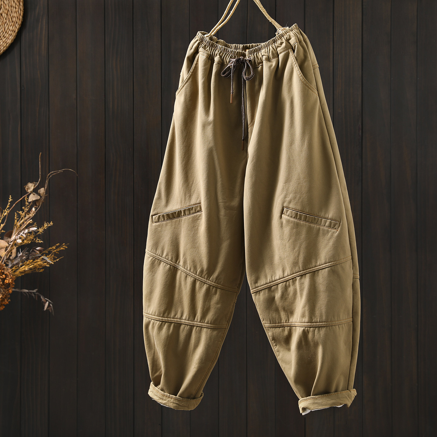 2025超火的加绒裤子女新款秋冬季卡其色设计感潮流时尚宽松哈伦裤,女装/女士精品,休闲裤,淘宝优惠券,粉丝福利购,淘宝优惠卷