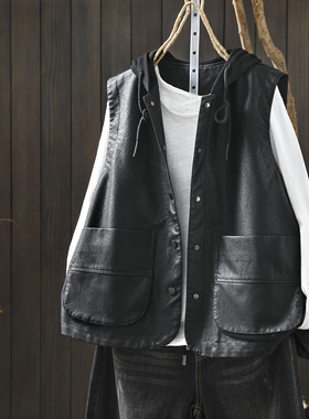 连帽皮质马甲女时髦洋气2026春新款黑色流行叠穿坎肩宽松PU皮马夹