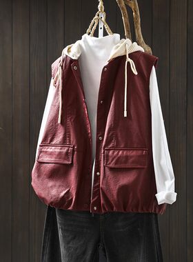 红色马甲女款2026新款秋季pu皮可拆卸帽子宽松设计感潮流叠穿马夹