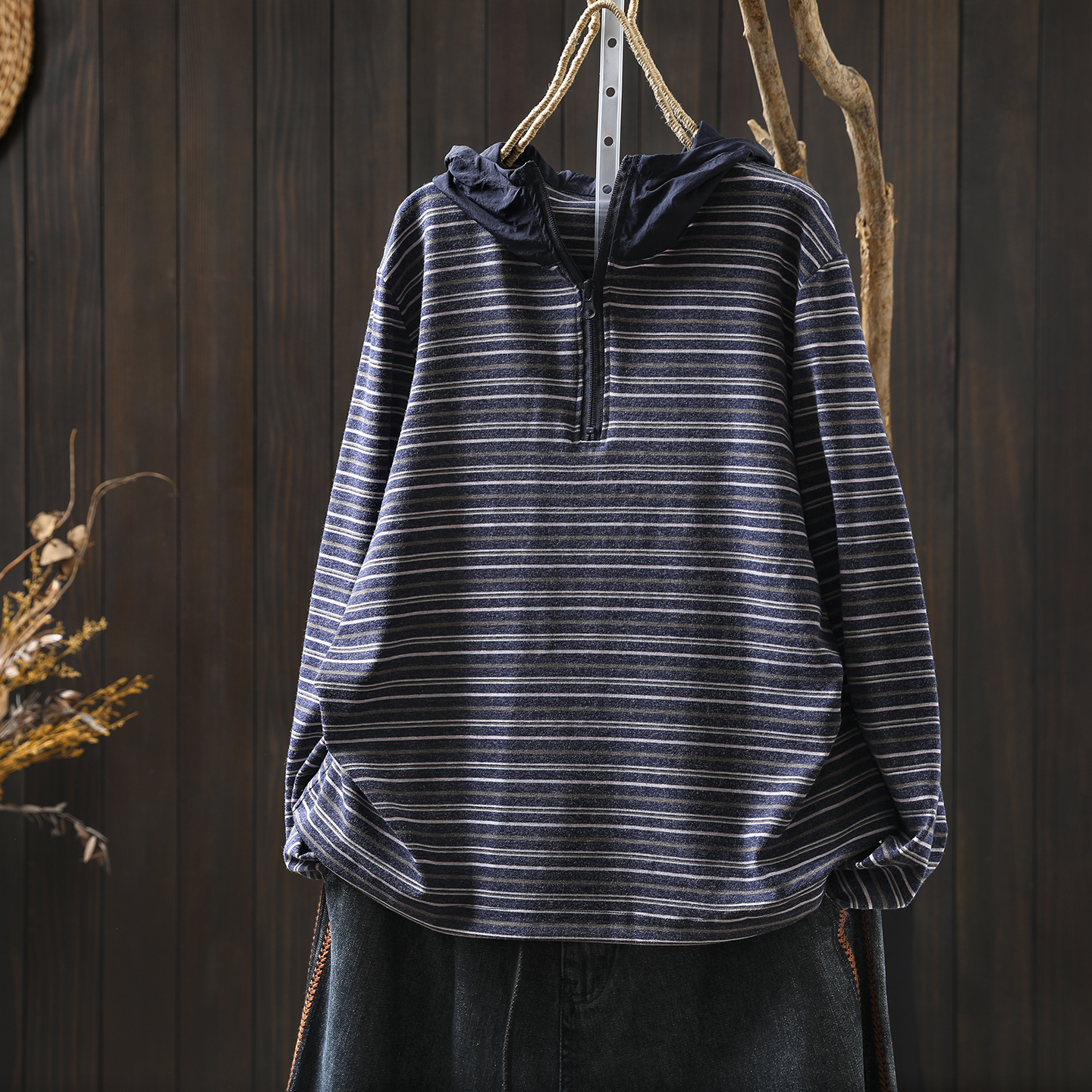 巨好看的早秋上衣女士2025新款连帽时尚洋气百搭内搭套头拉链帽衫