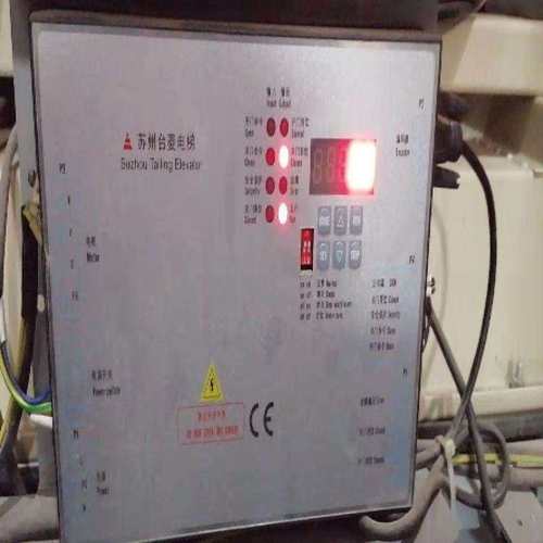 PM-DCU004-01/02苏州台菱电梯门机变频器门机盒门机控制器配件