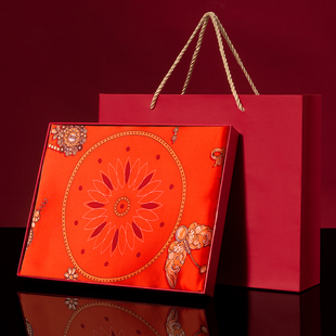 吉祥飞马！红色缎面大方巾丝巾女90x90领巾送妈妈的礼物真丝披肩