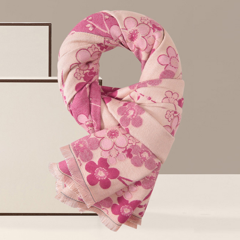 玉梅|浅粉色 肩膀保暖护肩腰背围巾女款2025新款秋冬围脖送妈妈礼