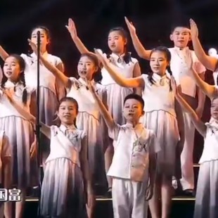 新款男女童合唱演出服中大童朗诵服装中国风唱红歌中小学生表演服