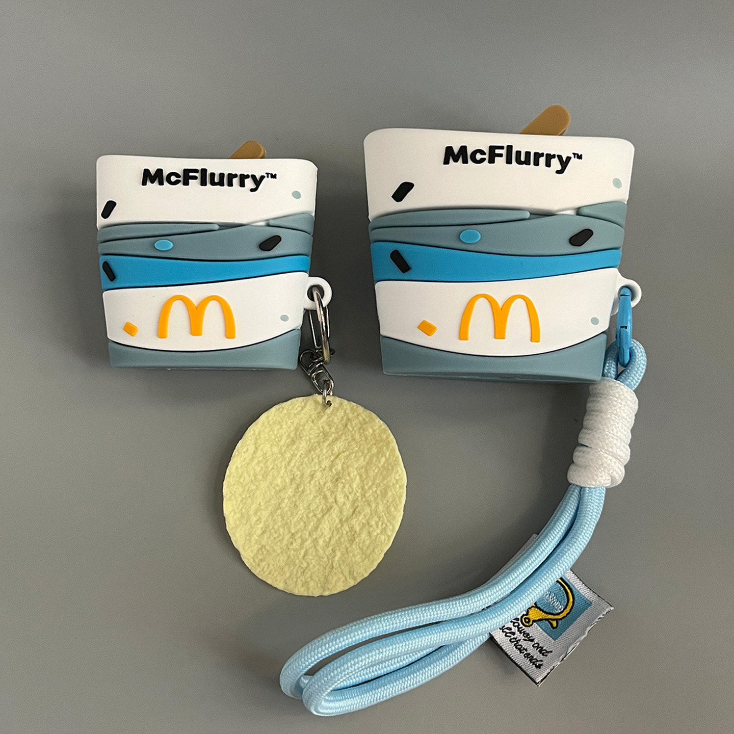 创意麦旋风适用苹果蓝牙耳机套airpods4保护套airpodspro2耳机壳airpodspro3壳华强北7代pro7充电仓盒3二代软