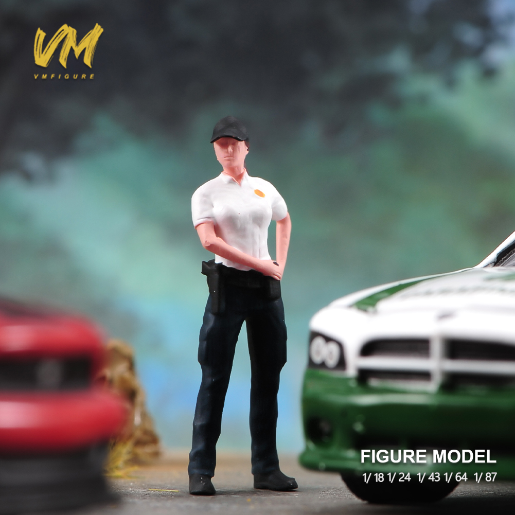 现货1/64 1/43 1/24 1/18 整理装备女警 微缩模型场景沙盘树