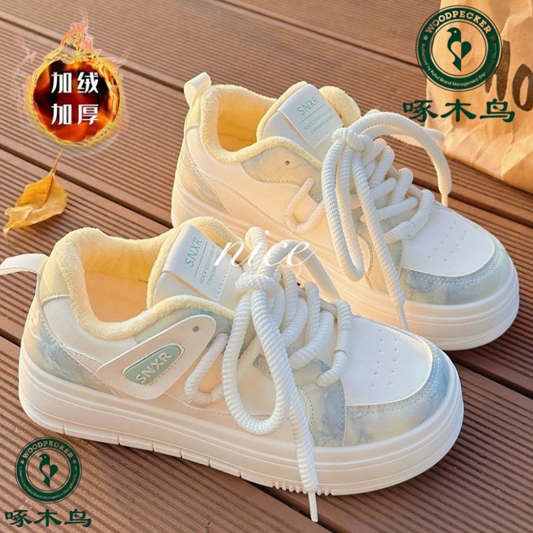 啄木鸟秋冬加绒保暖运动小白鞋潮