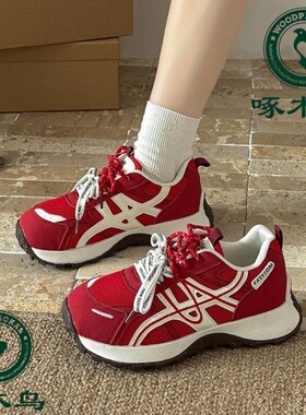 啄木鸟小蛮腰老爹鞋女2026春季新款红色厚底运动增高德训休闲鞋潮