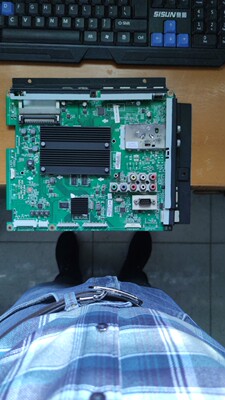 LG 47LW5500-CA主板 EAX63686303(3) 配屏LC470EUF