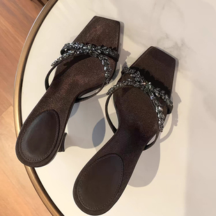 水钻交叉带凉鞋女夏25新款树叶链条高跟鞋方头马蹄跟一字带凉拖鞋