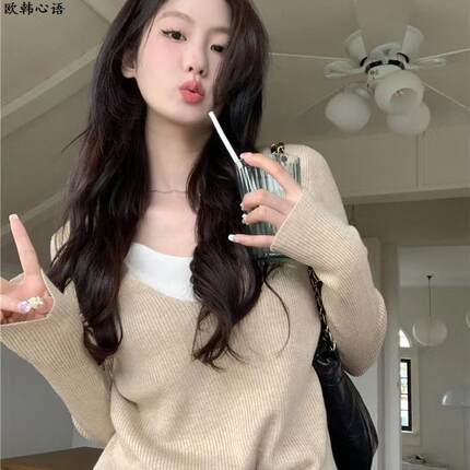 法式V领毛衣打底衫女内搭洋气针织高级感秋冬假两件早秋chic上衣
