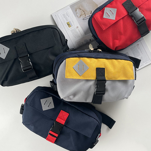 新款斜挎小包包男女单肩包情侣邮差包腰包大容量胸包运动休闲百搭