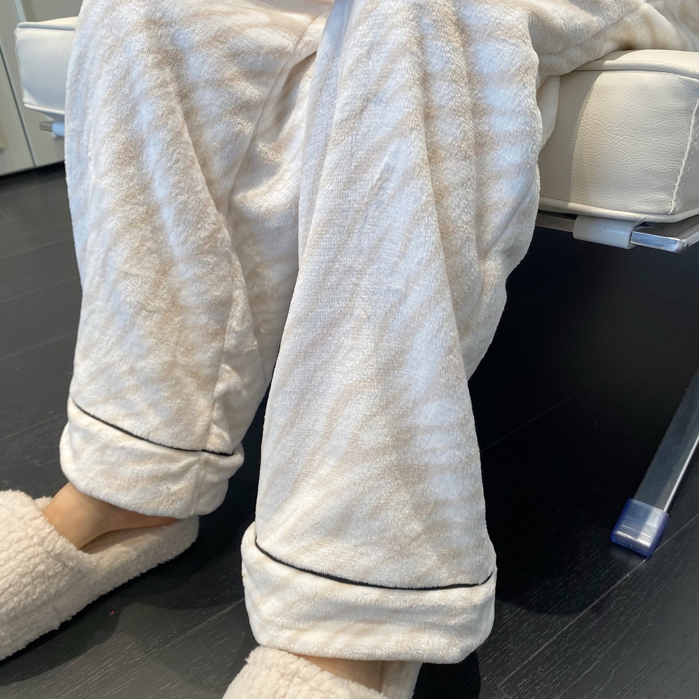 秋冬季毛绒七色保暖长裤条纹女士