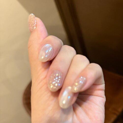 珠光心语款纯手工甲片短款穿戴甲乳白跳金色温柔仙女风通勤高级感