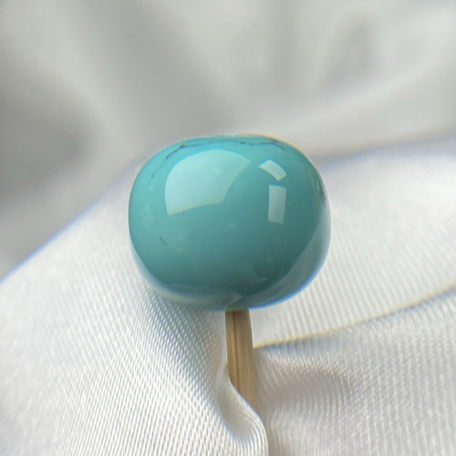 绿松石散珠湖北天然原矿瓷釉级绿松石老型墩子13.5mm重3.4g