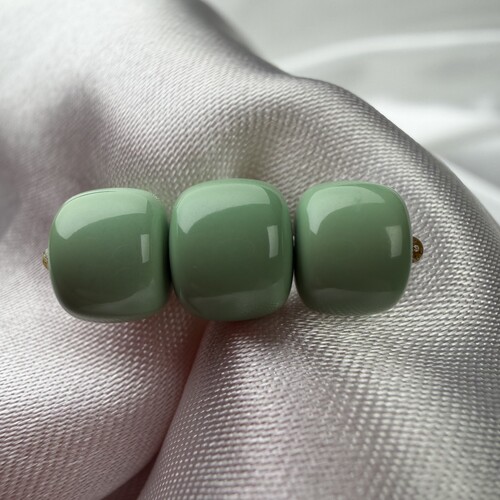 绿松石老型腰珠7.3mm顶珠7.8mm原矿瓷釉苹果绿墩子套装