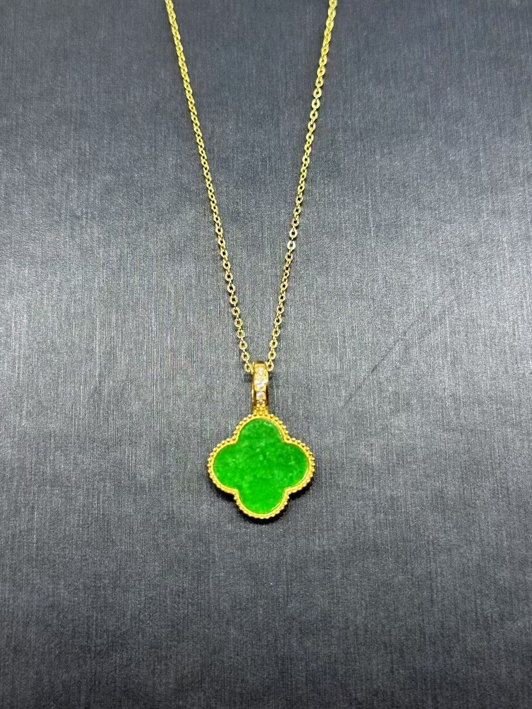 天然A货翡翠四叶草吊坠925银镶嵌女菠菜绿碧玉幸运草吊坠玉坠