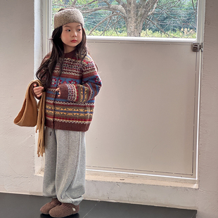 依依妈女童冬装复古回纹费尔岛提花针织毛衣中大儿童时髦洋气外套