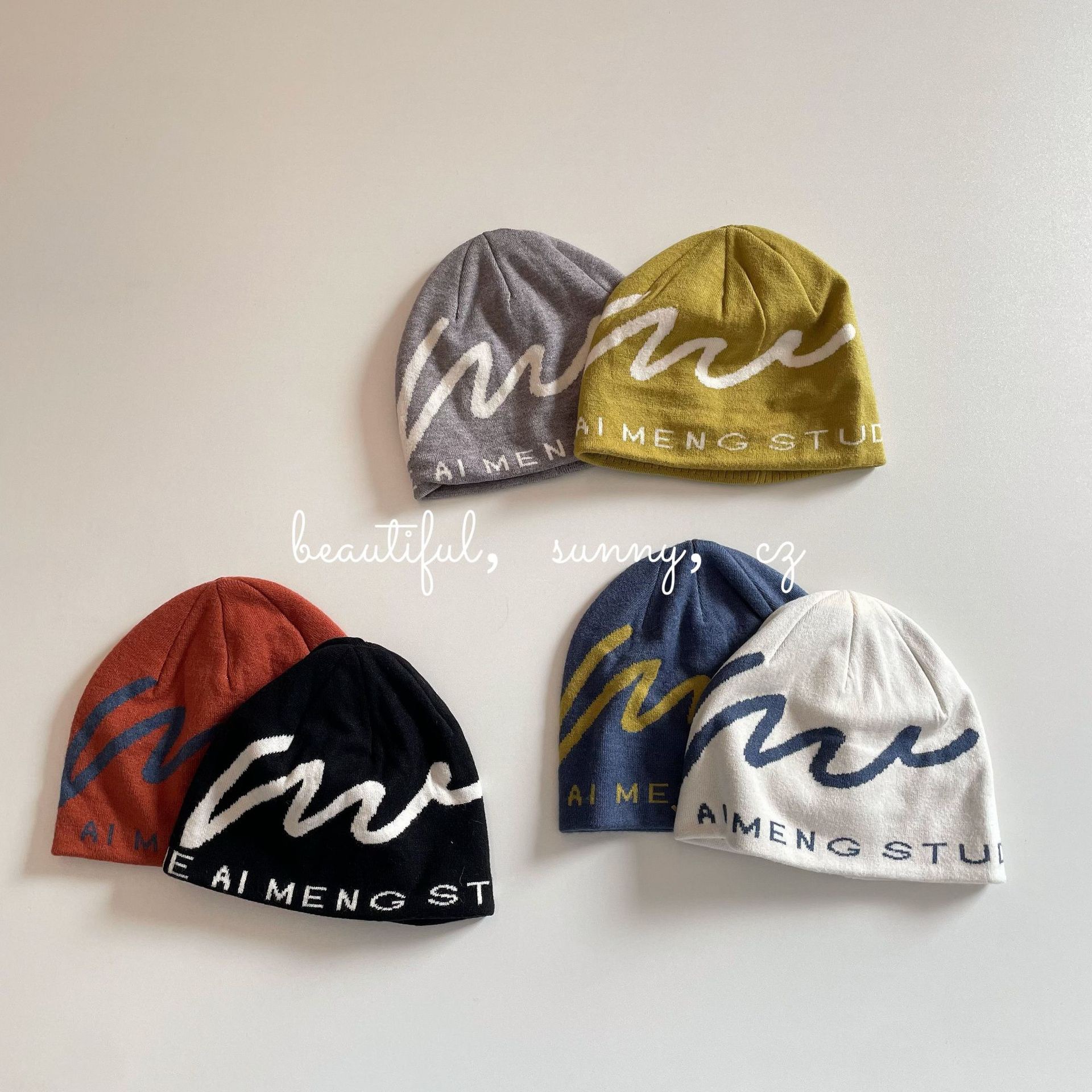 依依妈女童时髦街头四季水桶帽冬儿童宝宝休闲潮酷提花字母套头帽