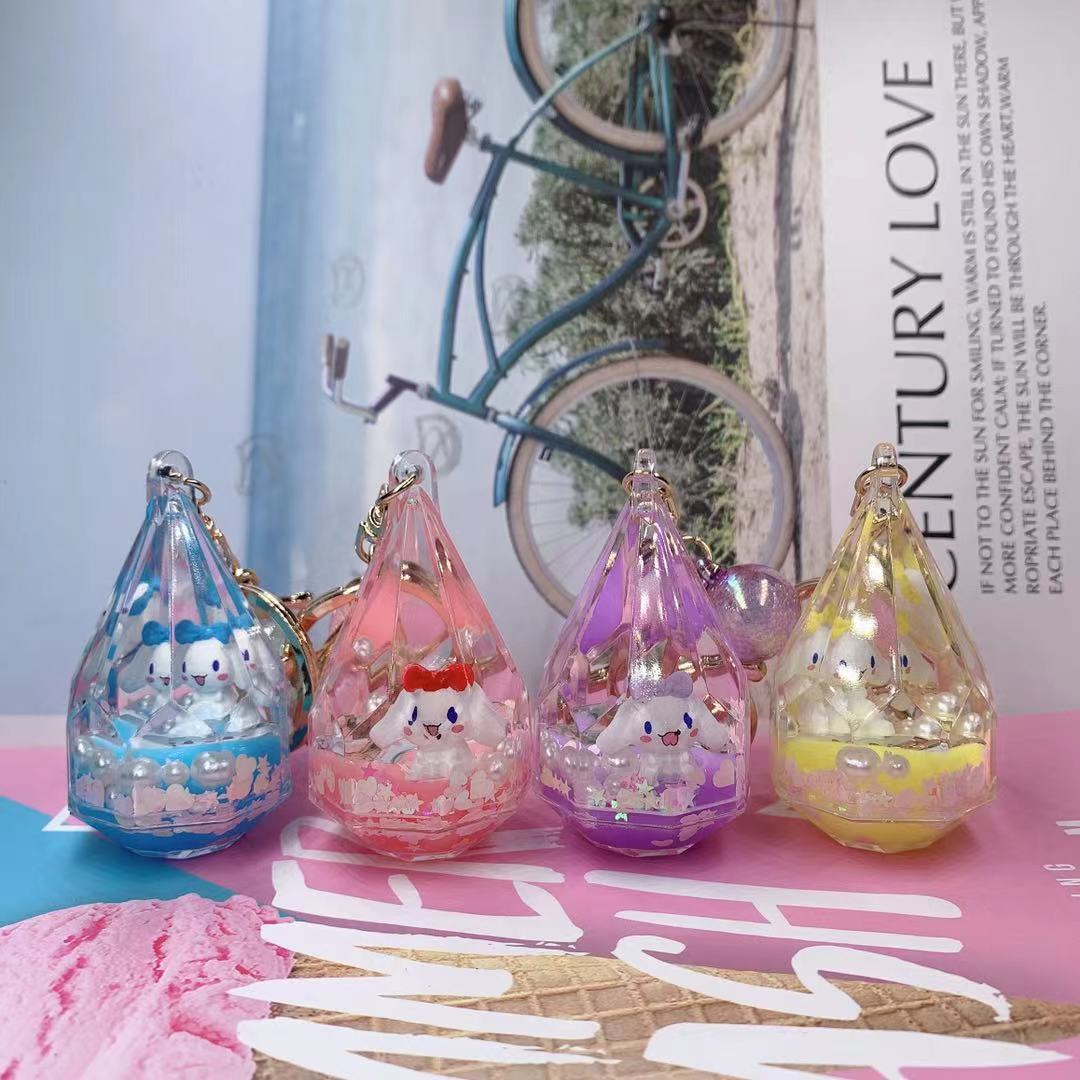 爆款牛奶入油液体流沙杯钻石水滴玉桂狗飘浮钥匙扣创意包包挂件