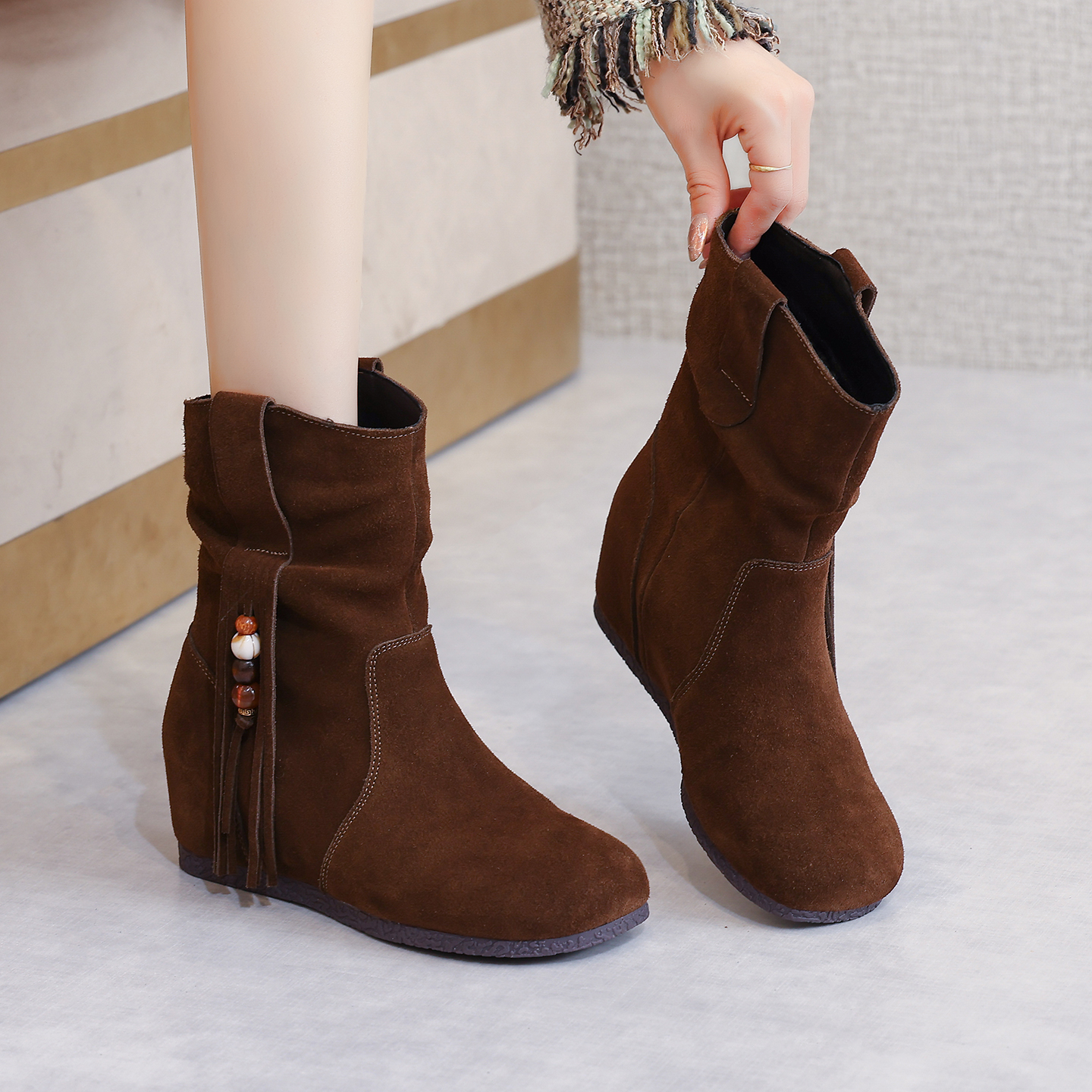 复古流苏勃肯短靴女2025新款秋冬真皮加绒内增高美拉德堆堆靴子