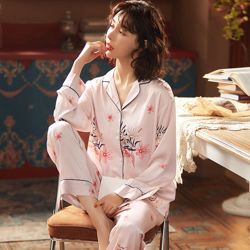 AI Shang's real ice silk pajamas women's spring and autumn long sleeve new leisure large size can wear suit home clothes