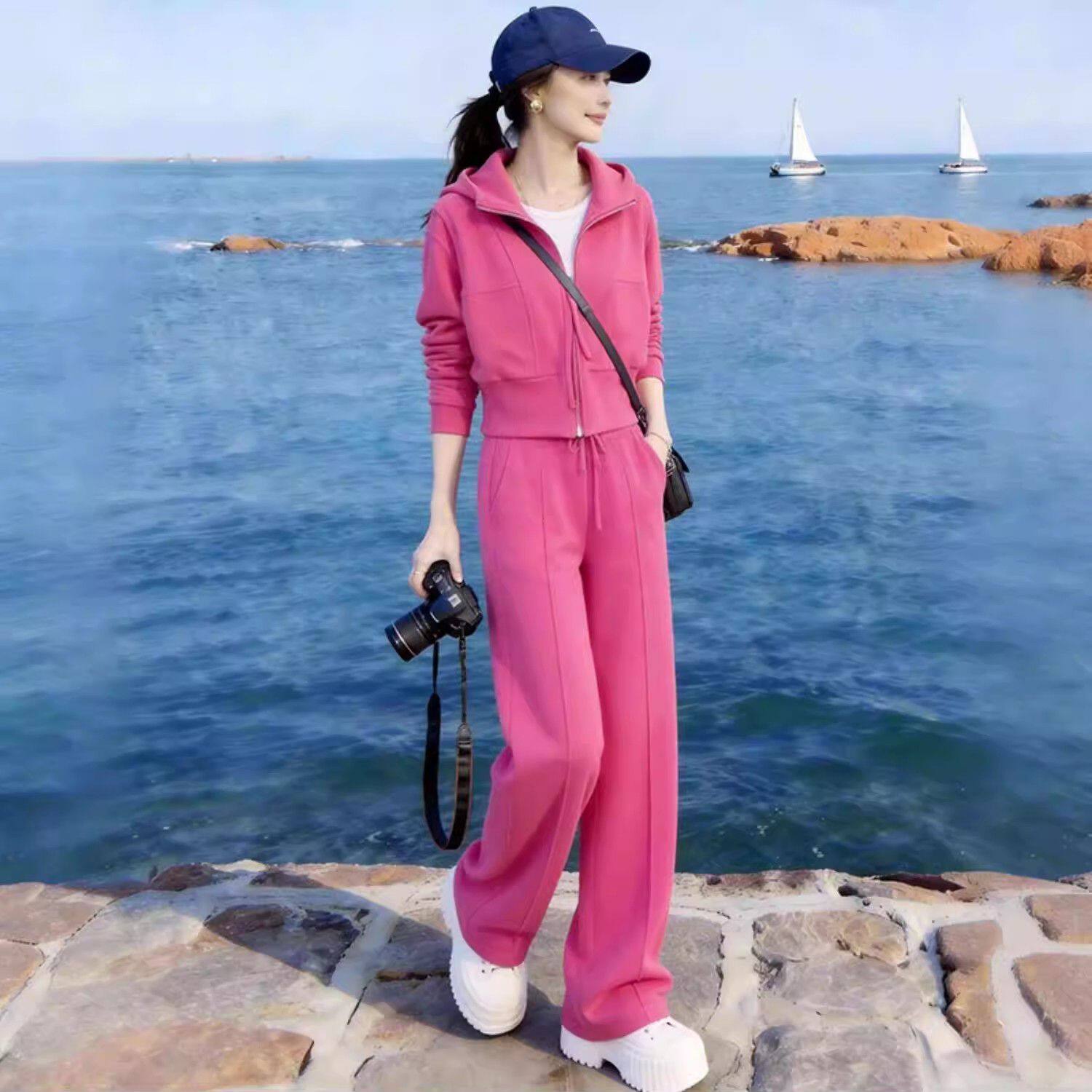 小个子显高休闲运动套装女春洋气玫红色短款外套上衣阔腿裤两件套