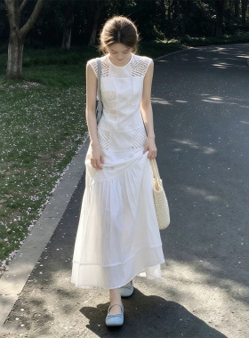 白色背心镂空连衣裙女2026夏季新款法式长裙子巨好看气质显瘦收腰