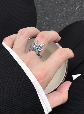 蓝晶月光蝴蝶戒指男女小众设计轻奢指环百搭开口可调节配饰