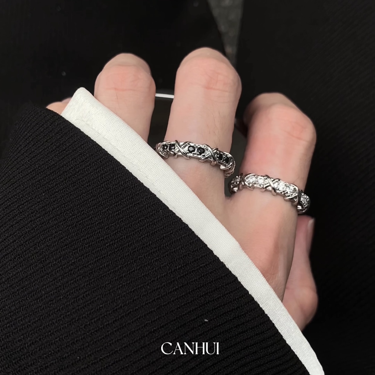 男女白黑月光戒指开口可调节小众