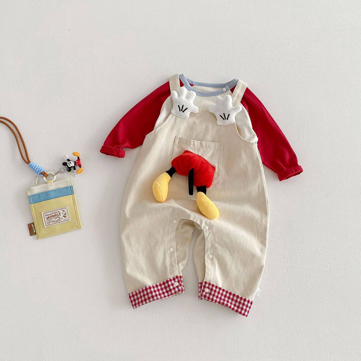 法国BADNUT宝宝卡通背带裤2026新款撞色洋气春装婴幼儿连体衣套装