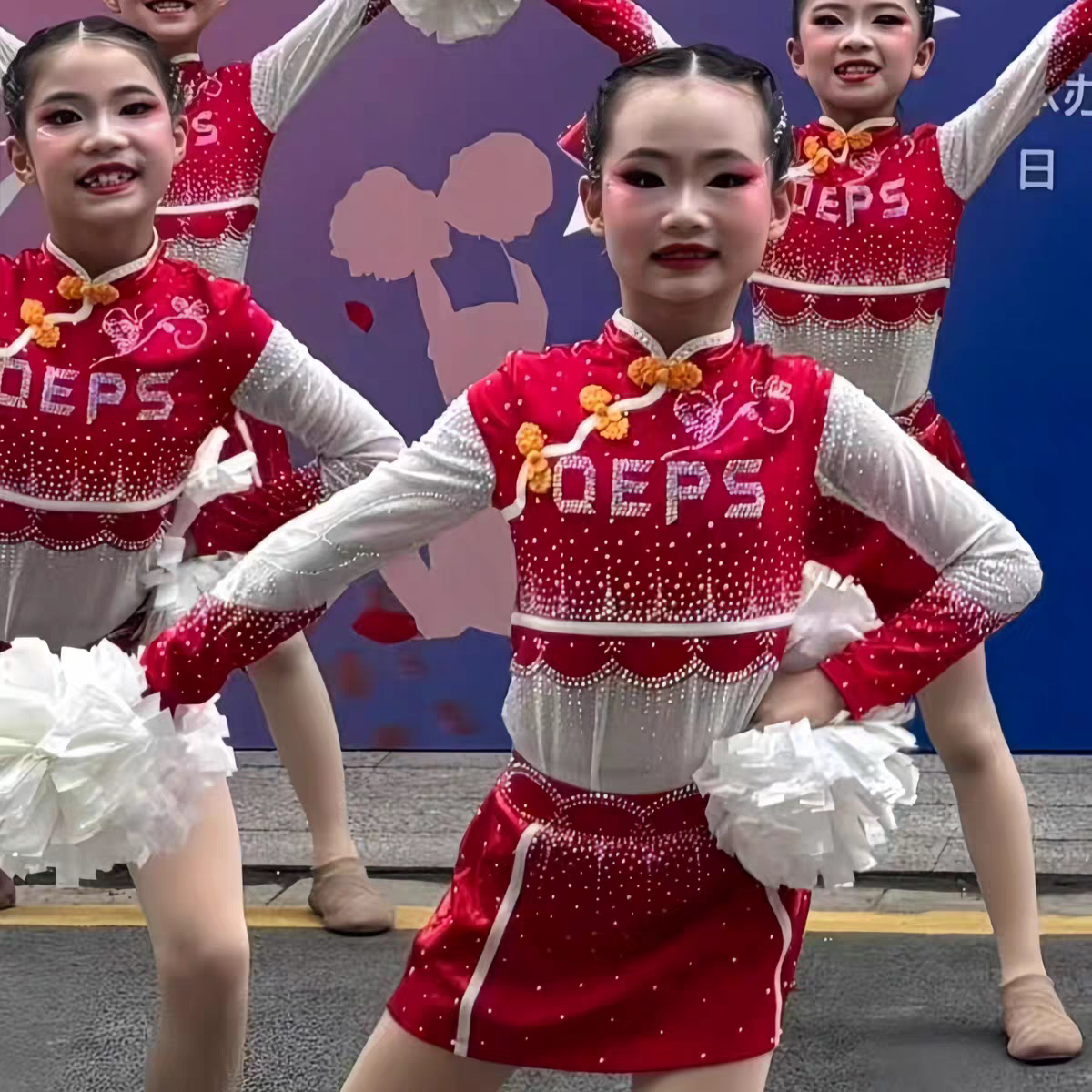 新款中小学生啦啦操比赛服装表演专业技巧花球女运动会啦啦队儿童